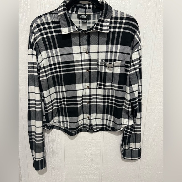 just polly Tops - GUC  xl crop top Just Polly size xl plaid crop top black and white
